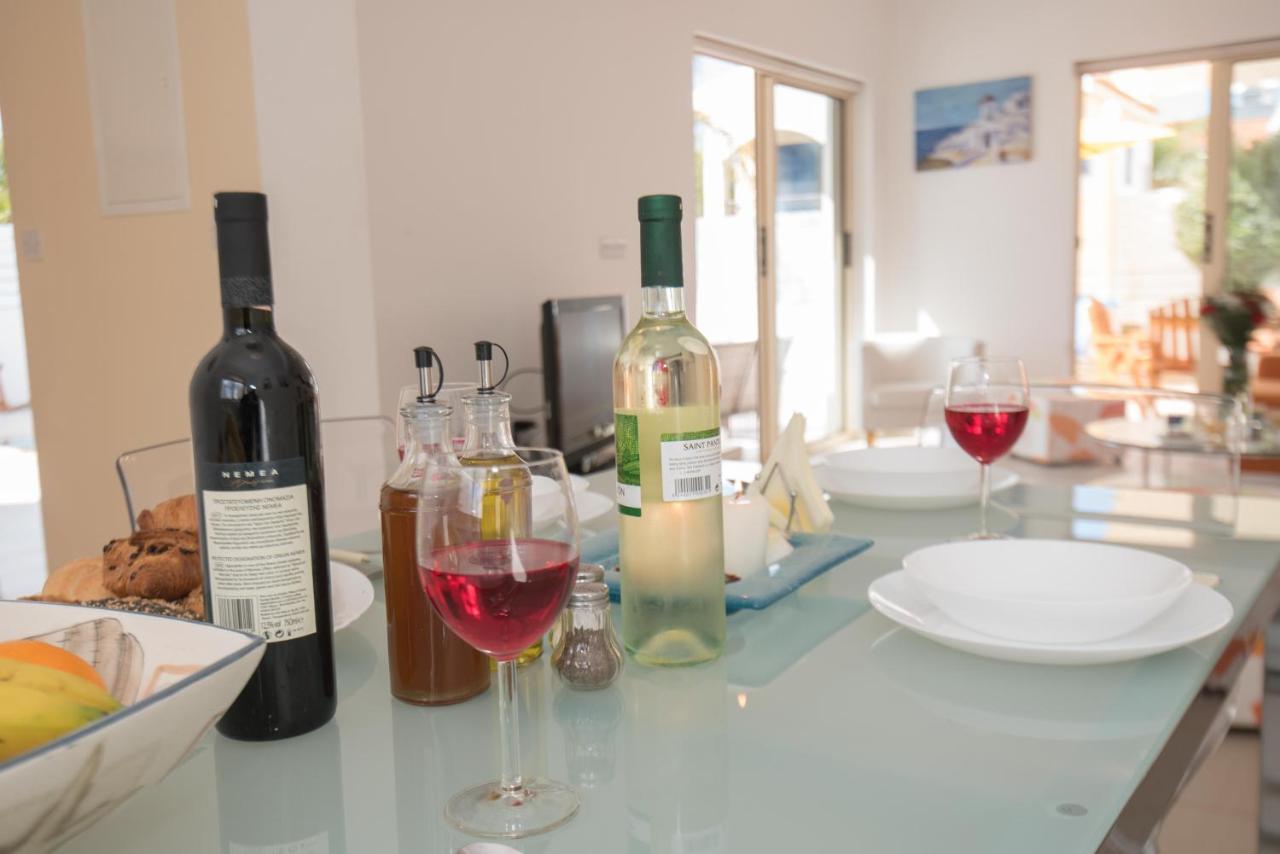 Villa Pomelo Protaras Bagian luar foto
