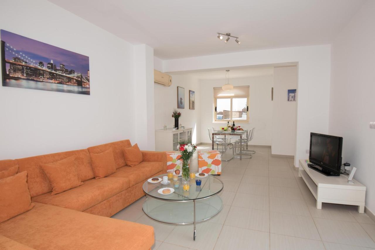 Villa Pomelo Protaras Bagian luar foto