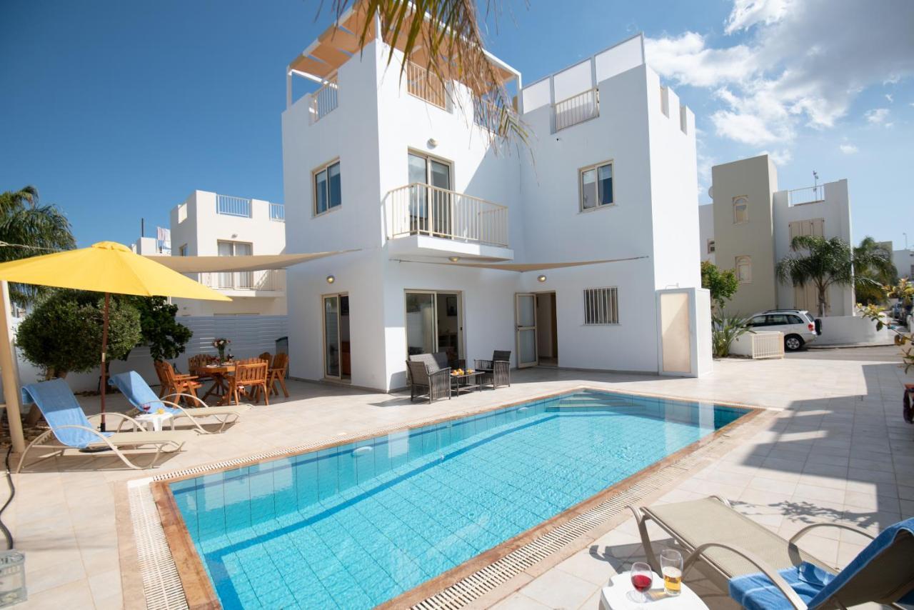 Villa Pomelo Protaras Bagian luar foto