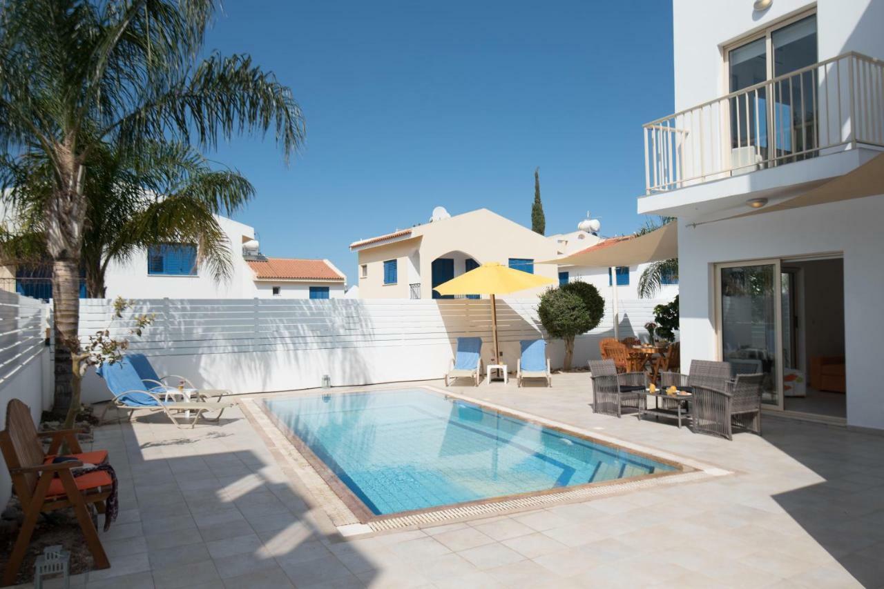 Villa Pomelo Protaras Bagian luar foto